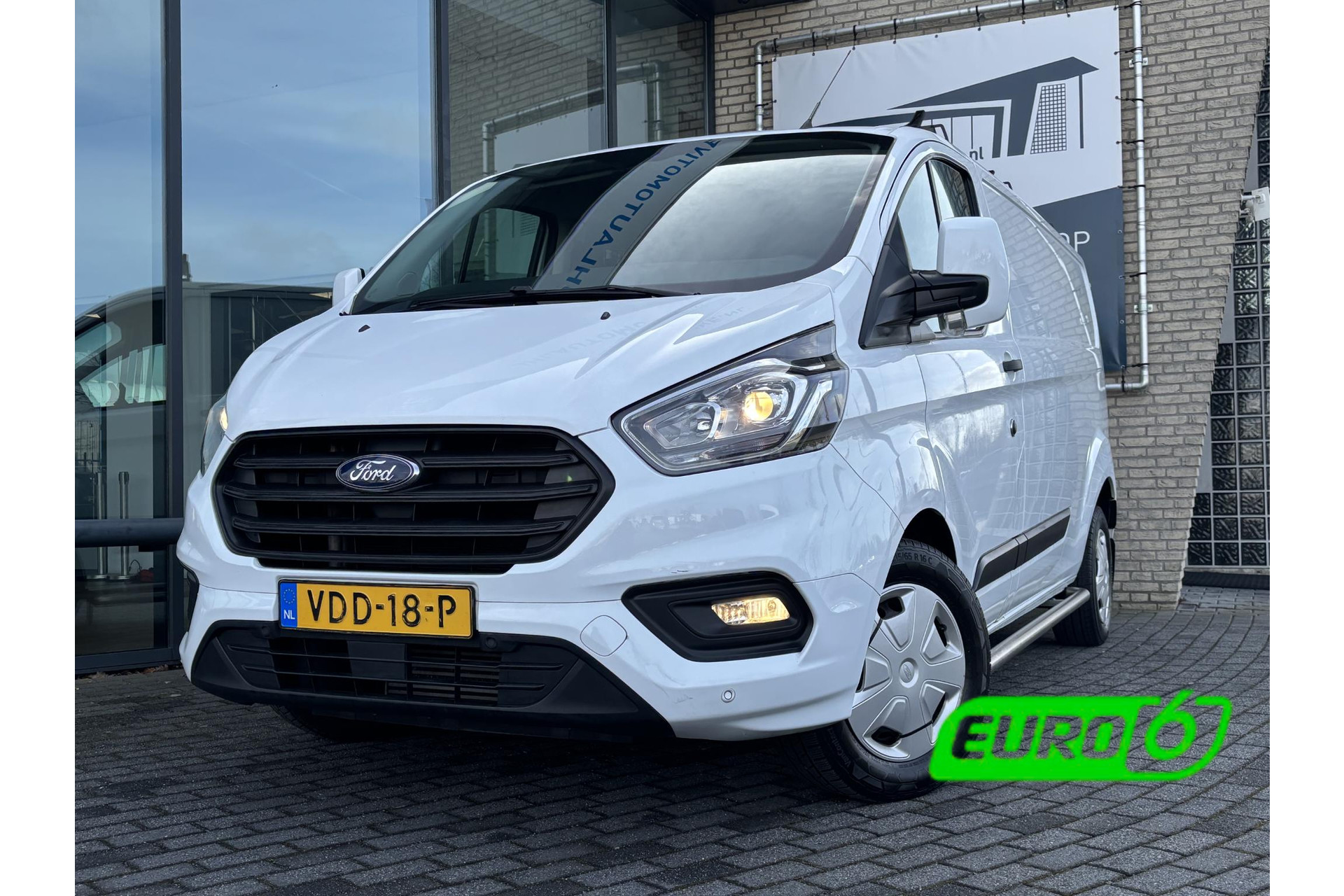 Ford Transit Custom 340 2.0 TDCI L2H1*A/C*CRUISE*HAAK*